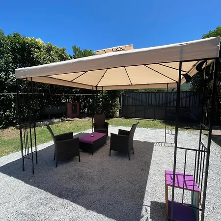 Graziosa Guest house